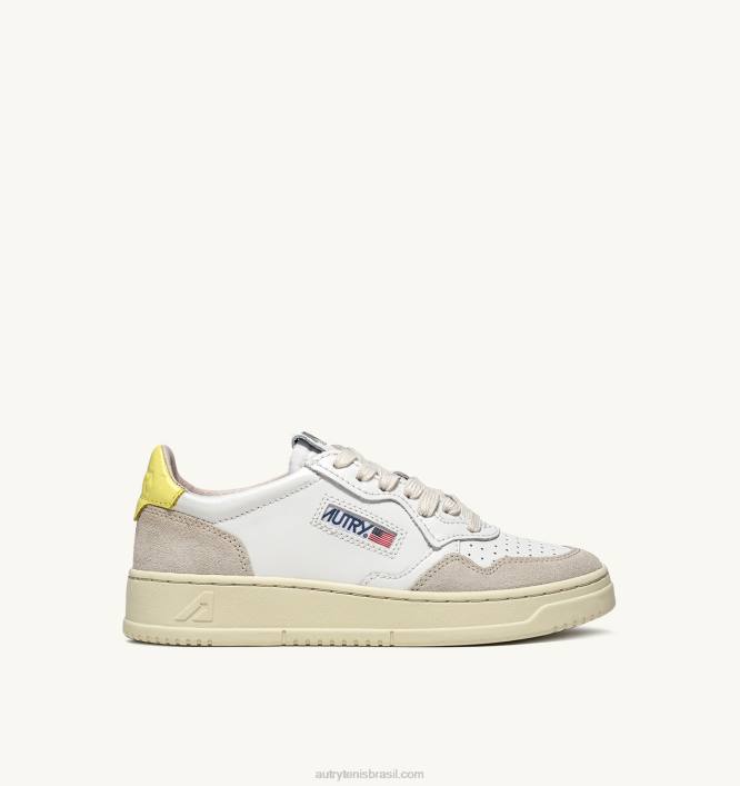 mulheres_tenis_baixo_medalhista_em_camurca_e_couro_branco_e_amarelo_autry_86xf172.jpg mulheres tênis baixo medalhista em camurça e couro branco e amarelo Autry 86XF172 - Image 1