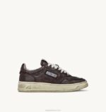 mulheres tênis baixo medalhista em pele de cabra laminada marrom ébano Autry 86XF198